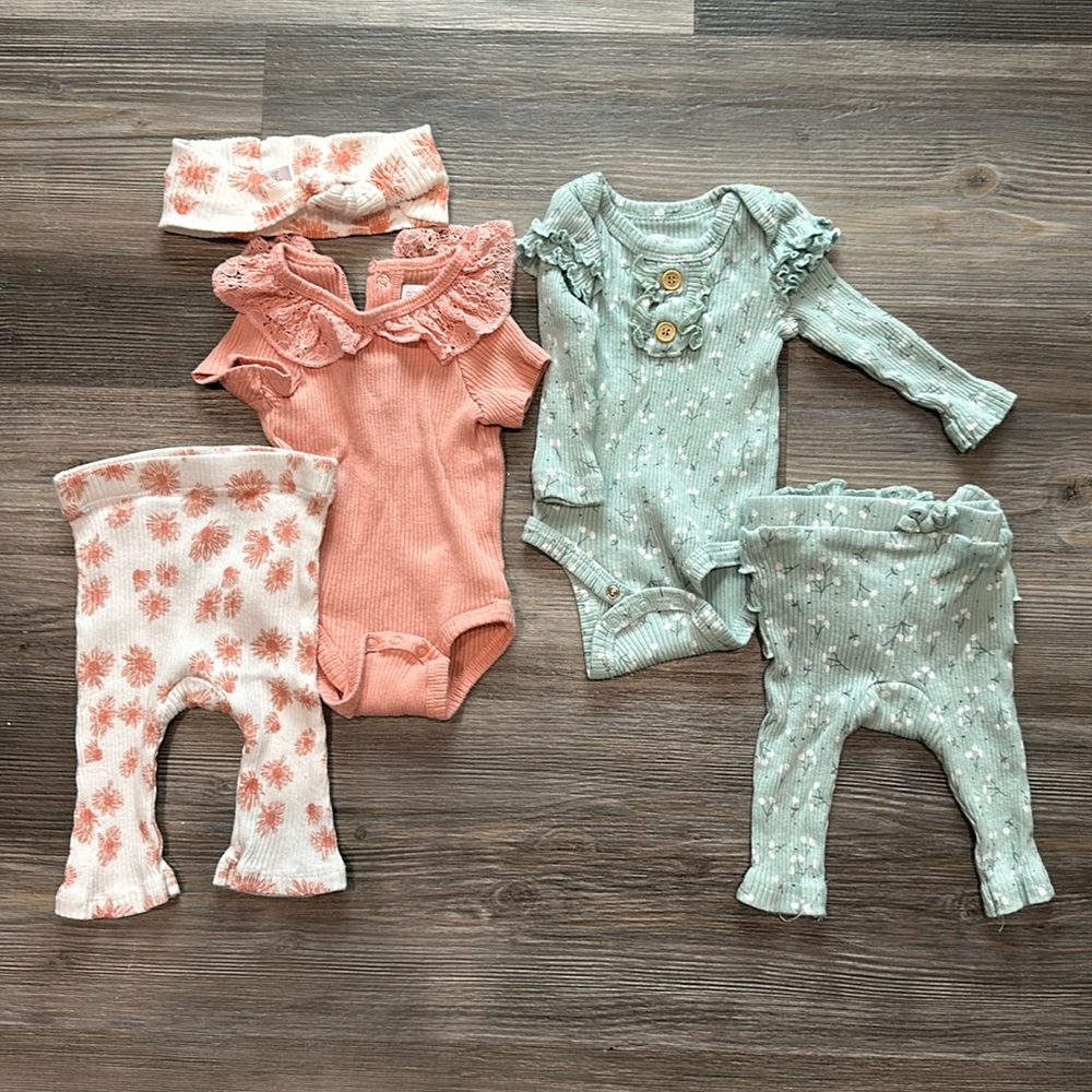 Two 0-3 months outfits